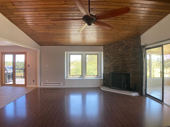 3rd image of 15425 Clearwater Dr