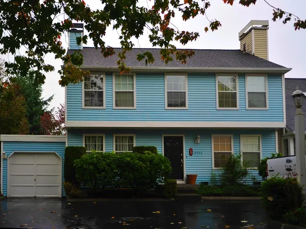10254 NE 129th Ln, Kirkland, WA 98034