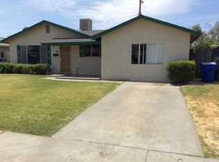 1555 Hayden Ave, Hanford, CA 93230