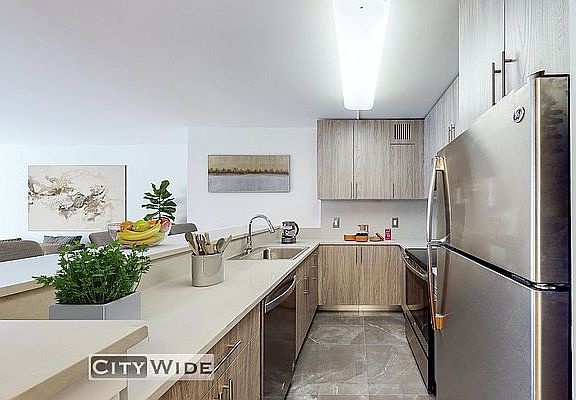 4th image of 121 Reade St #3K
