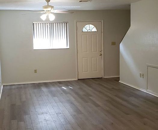 5th image of 4133 NW 44th Dr #87