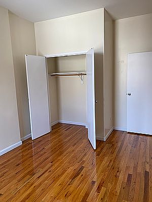 5th image of 251 Wilson Ave #2