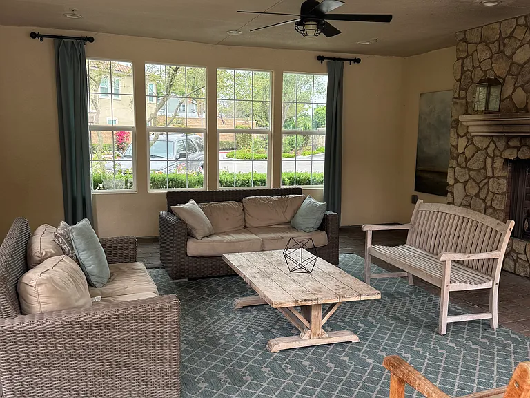 4756 Holly Ave — Photo 19