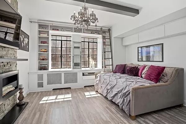 1st image of 45 Tudor City Pl APT 1021