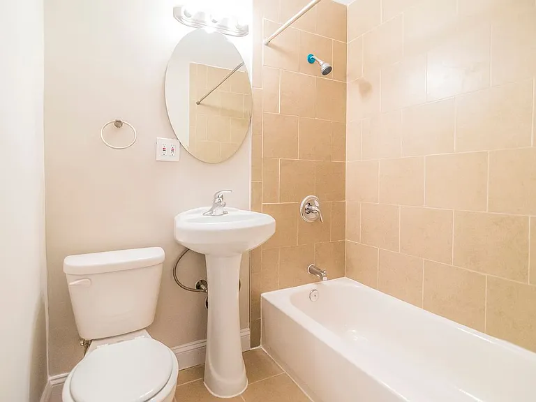 1653 Northgate Rd #2 — Photo 7