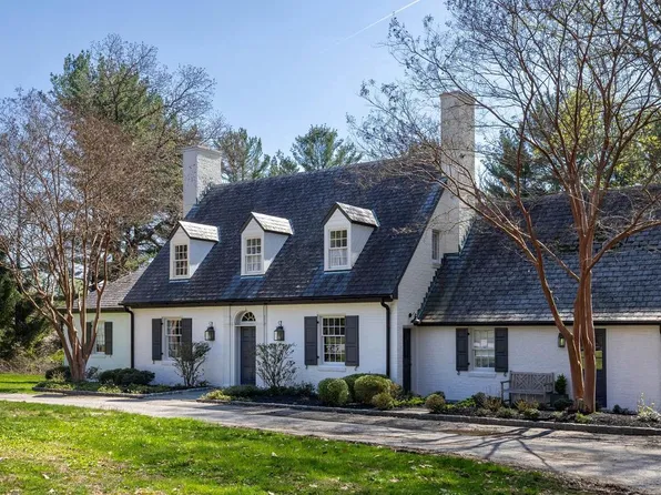 2701 Caves Rd, Owings Mills, MD 21117