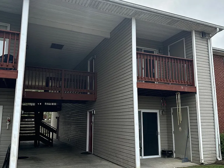 4109 Blue Lick Ct #6 — Photo 1