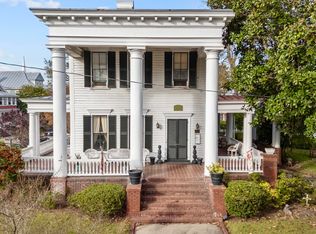 516 Pollock St, New Bern, NC 28562