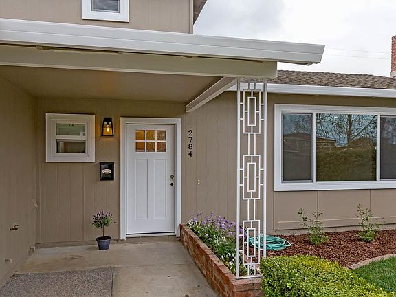 4th image of 2784 Longford Dr