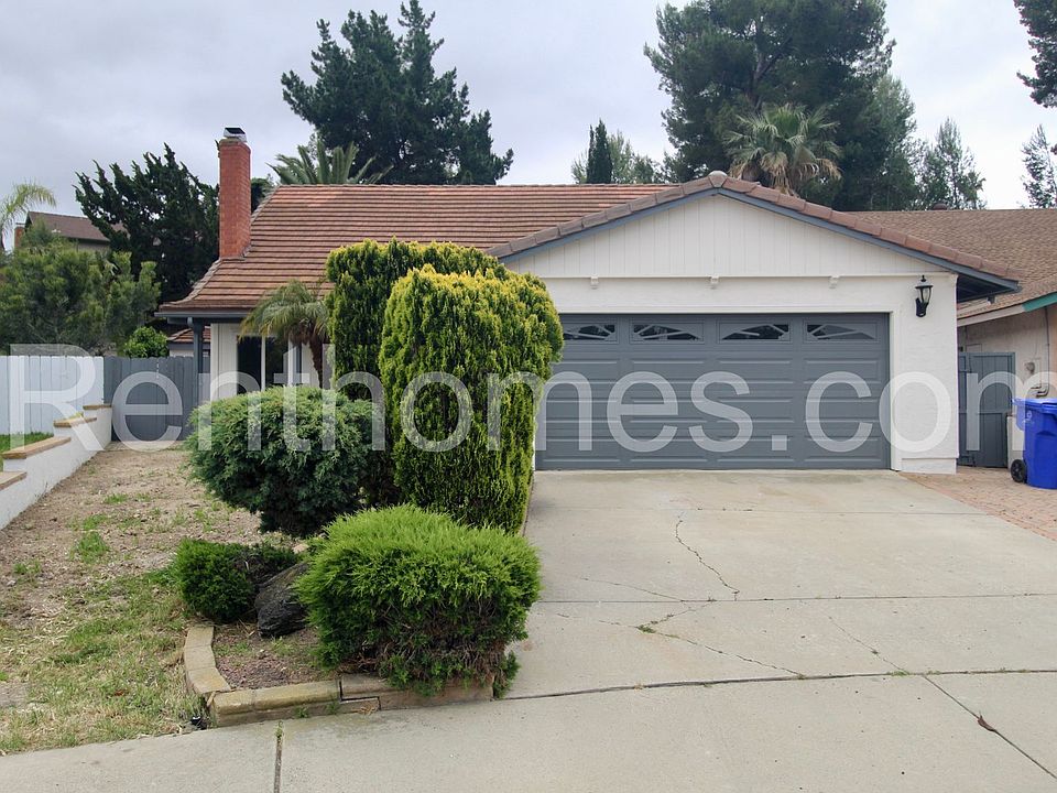 1st image of 15537 Paseo Jenghiz