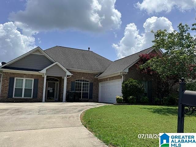 1st image of 125 Heather Ln