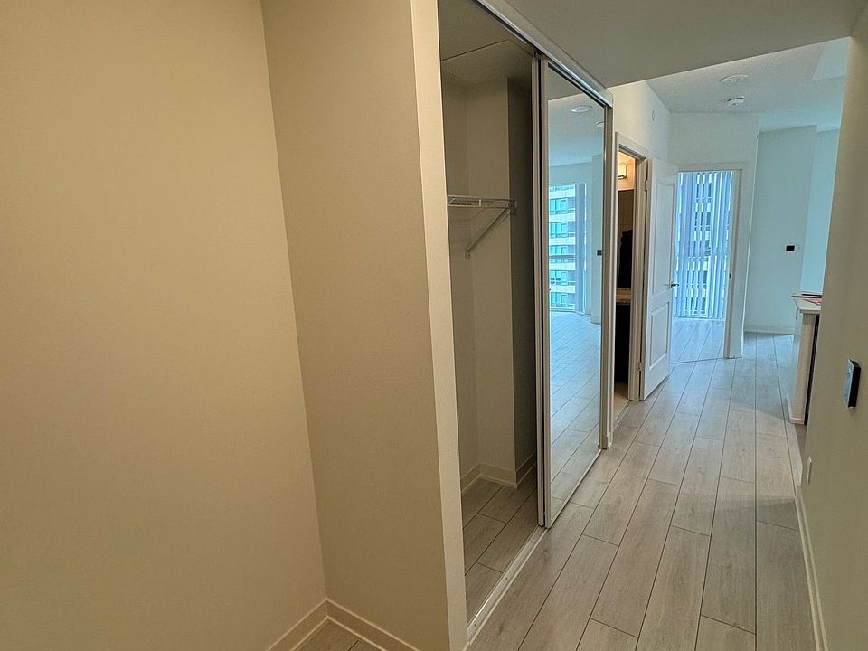 1st image of 4955 Yonge St #1006