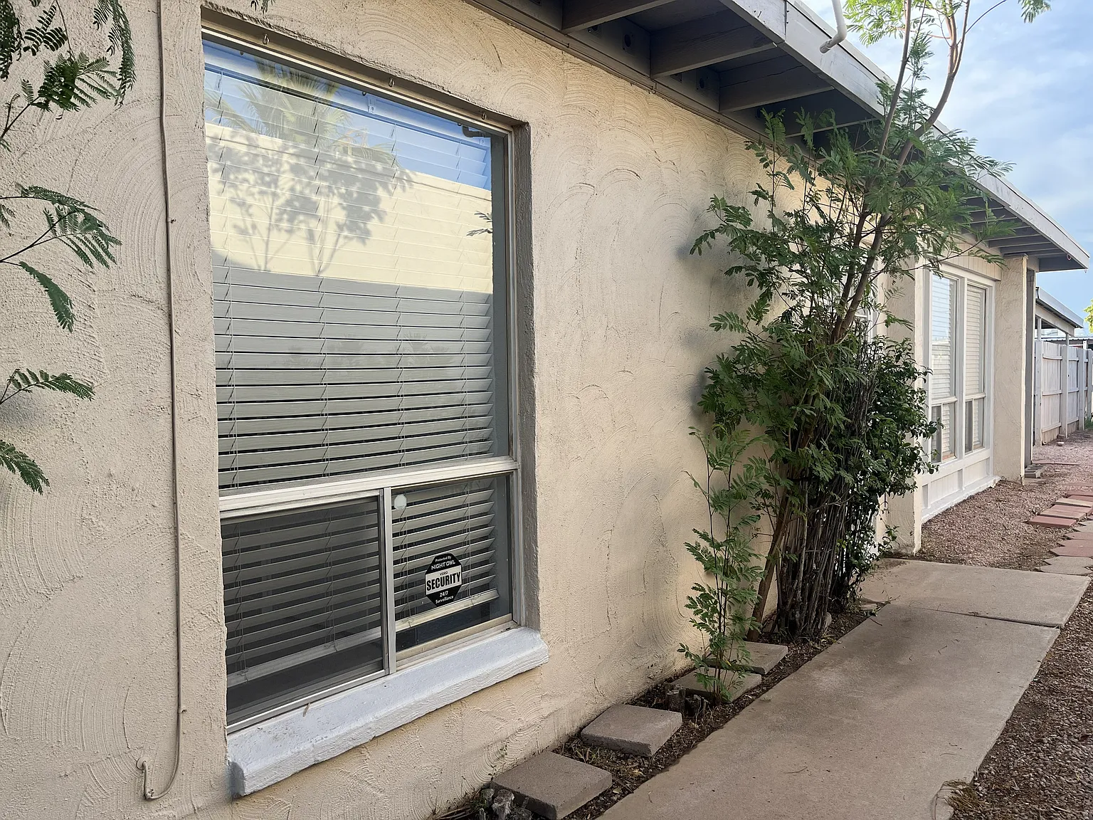 2 bed, 1050 sqft, $1,850 — Photo 1