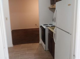 426 Harrodswood Rd APT 6, Frankfort, KY 40601