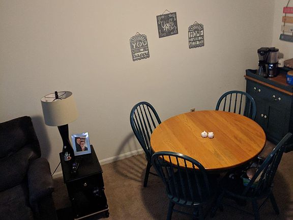 Living room/Dining area