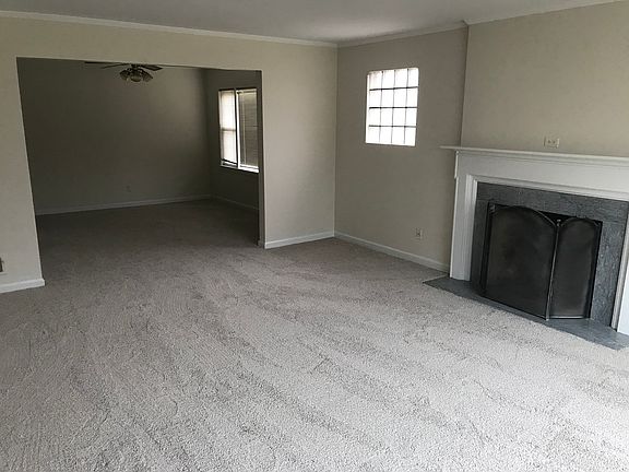 4th image of 241 Memorial Dr