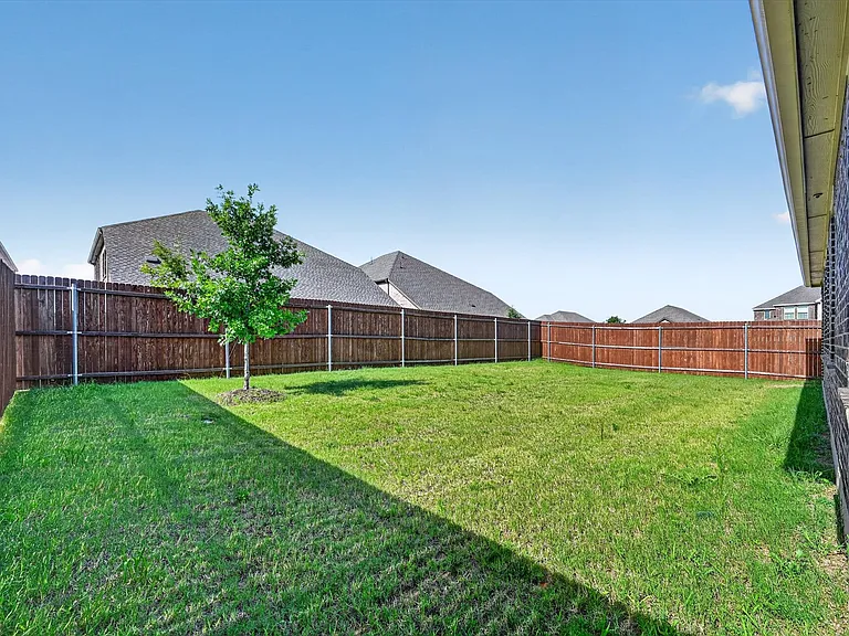 10121 High Grade Dr — Photo 34