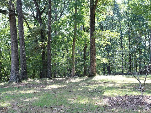 3rd image of 2096 Roy Woods Rd