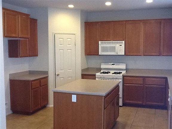 2nd image of 8840 Palo Alto Ave