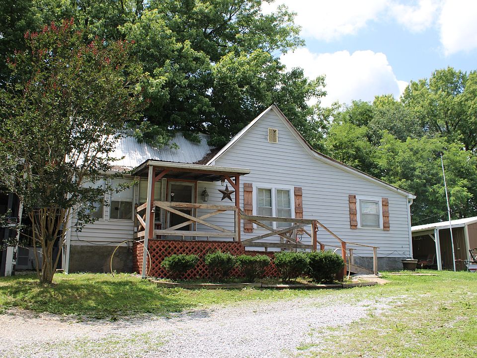 1st image of 93 W Green Hill Rd