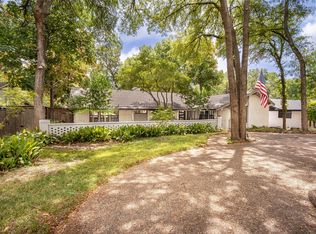 8242 San Cristobal Dr, Dallas, TX 75218