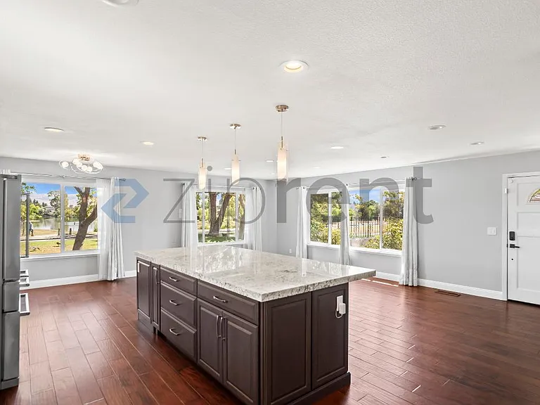 5319 Westbury Ct — Photo 15