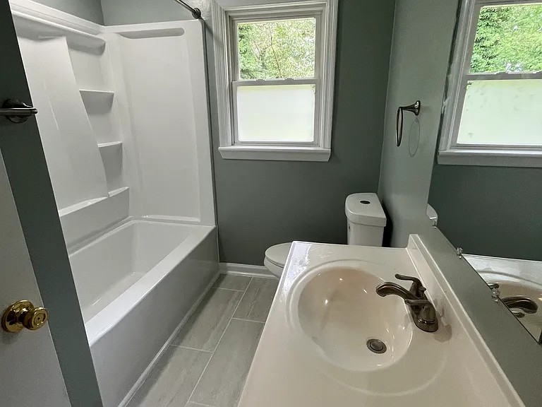 143 Hermitage Rd — Photo 9