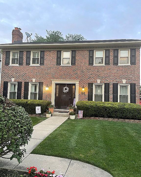 1st image of 9933 S Mayfield Ave