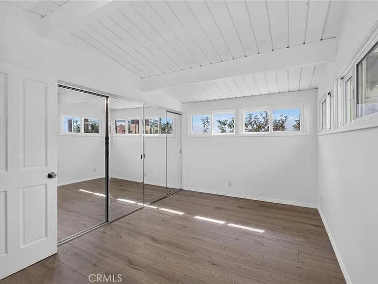 441 29th St — Photo 22