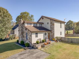 12 Crouch Ct, Johnson City, TN 37615