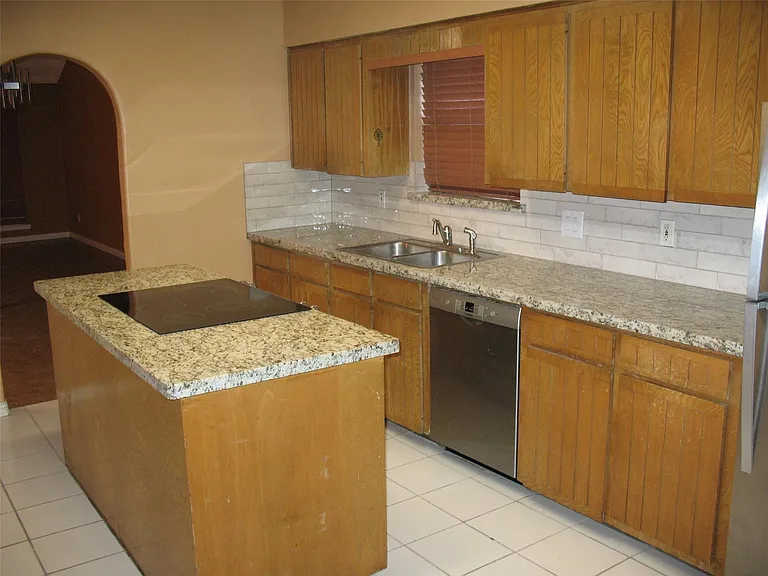 6030 Gallant Forest Dr — Photo 19