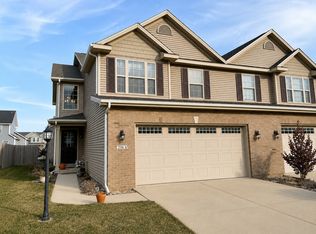 206 Gentian St, Savoy, IL 61874