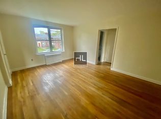 40-22 192nd St #2, Flushing, NY 11358