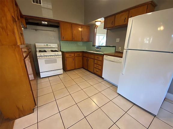 2nd image of 6313 Tarna Ln
