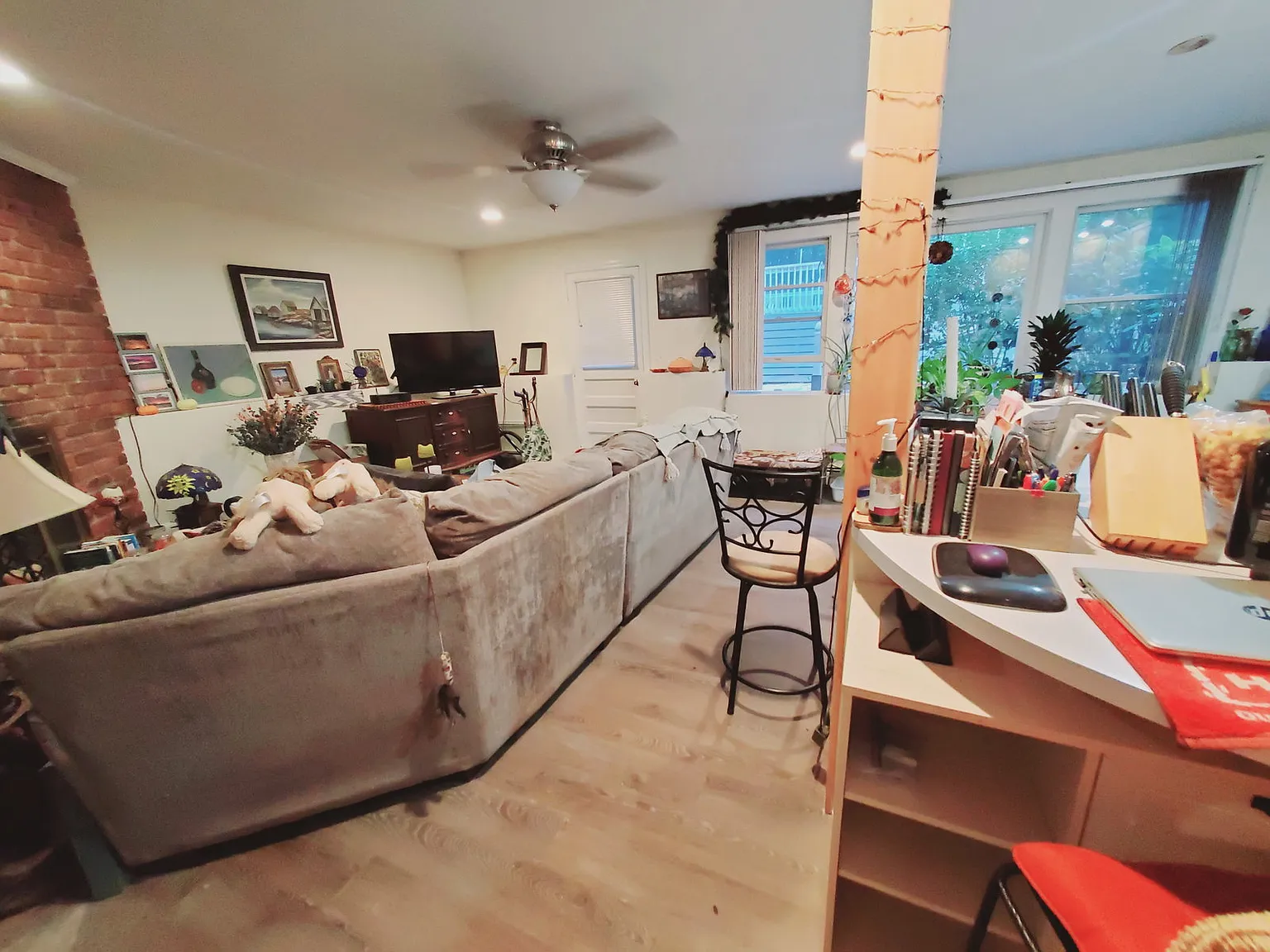 1 bed, 1.0 bath, 650 sqft, $1,950 — Photo 4