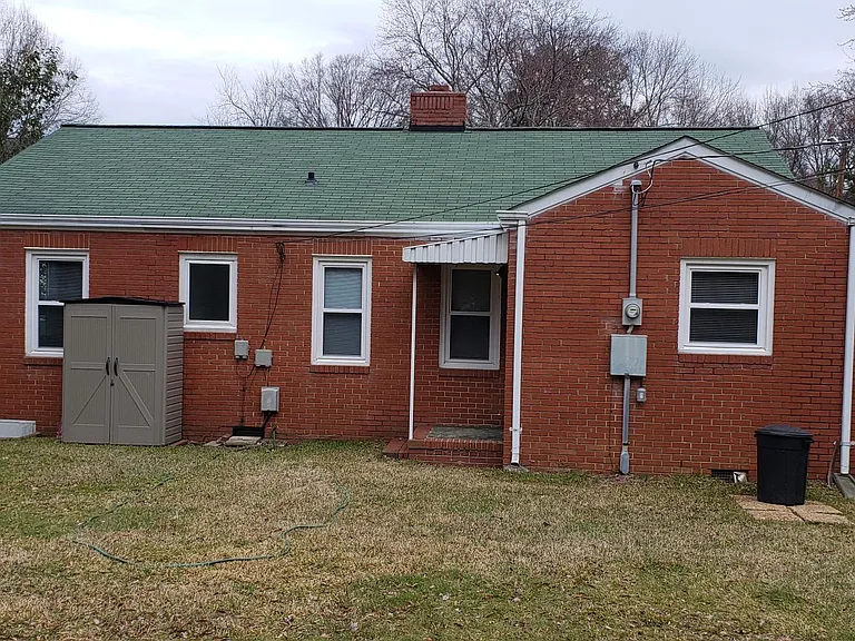 3301 Auburn Ave — Photo 1