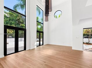 3000 Blaine St #3000, Miami, FL 33133