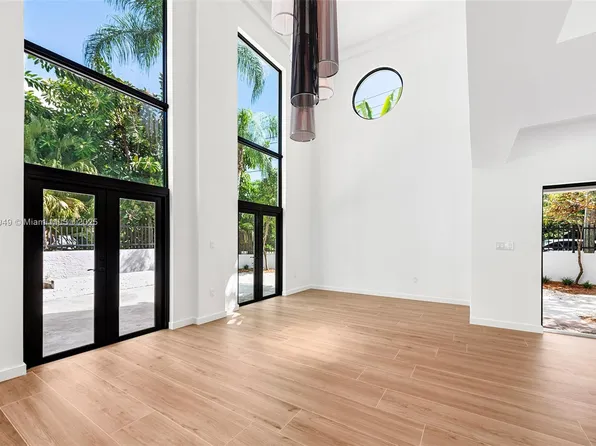 3000 Blaine St #3000, Miami, FL 33133