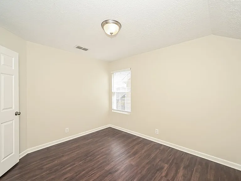 2722 Apostle Ln — Photo 12