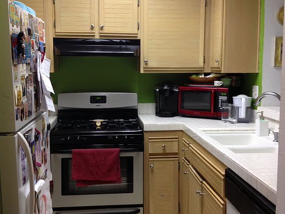 3rd image of 24127 Del Monte Dr Unit 111