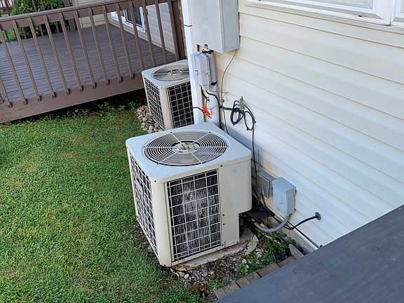 A/c unit recently serviced