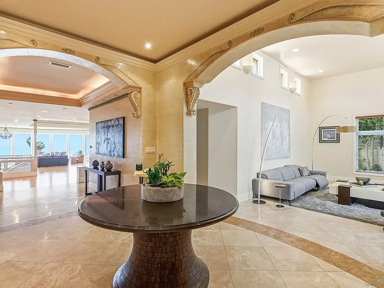 1011 Avenida Amantea — Photo 16