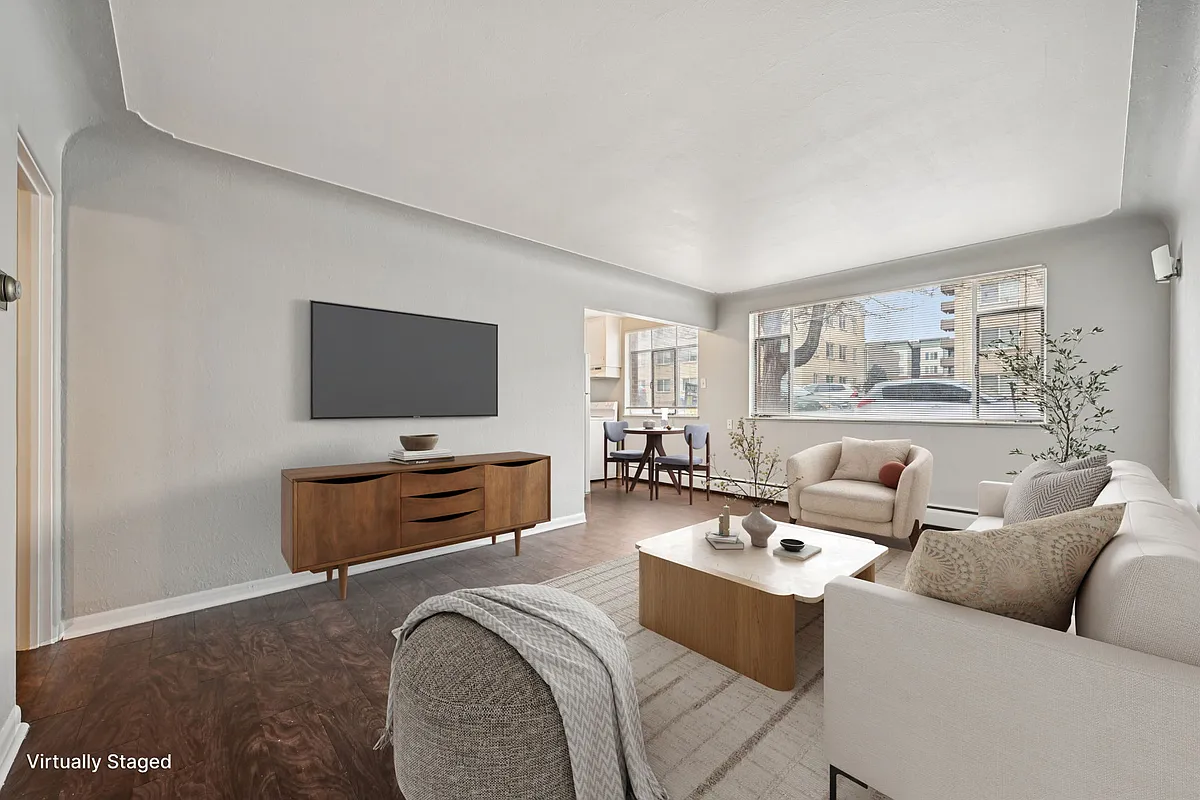 Building Photo - Admiral Apartments
