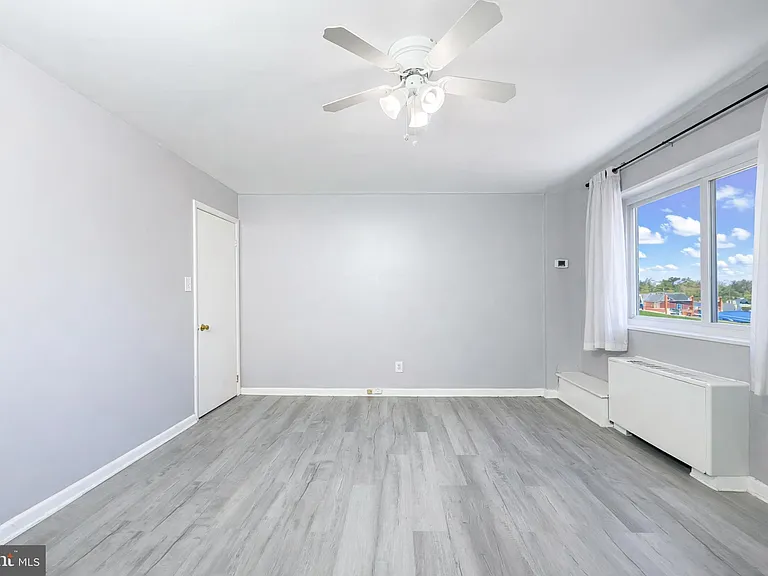614 Sligo Ave #405 — Photo 17