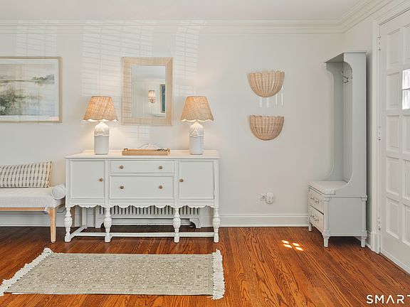 2nd image of 20 Olmstead Lane