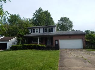 829 Mathews Rd, Youngstown, OH 44512
