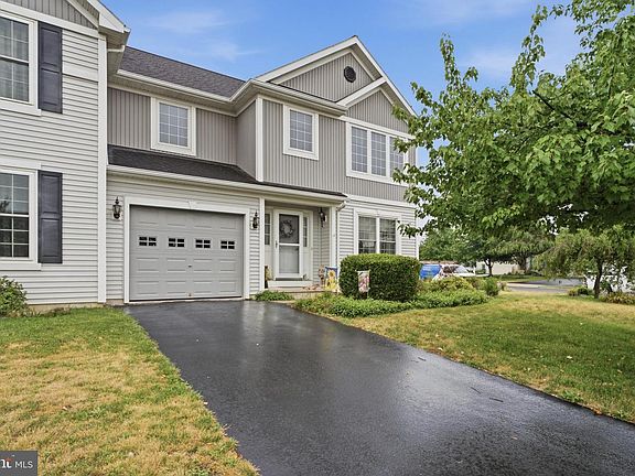 2nd image of 4339 Green Park Dr