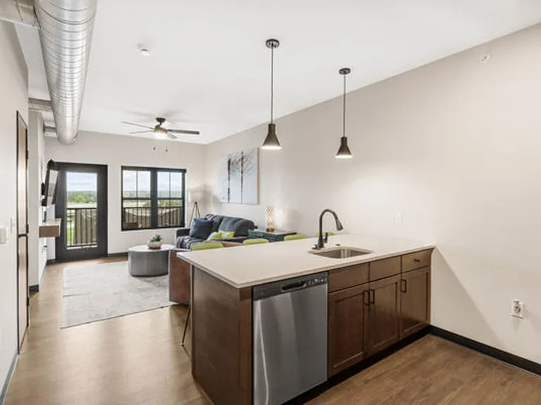 151 Lofts — Photo 157