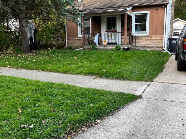 6034 Marvin St, Taylor, MI 48180