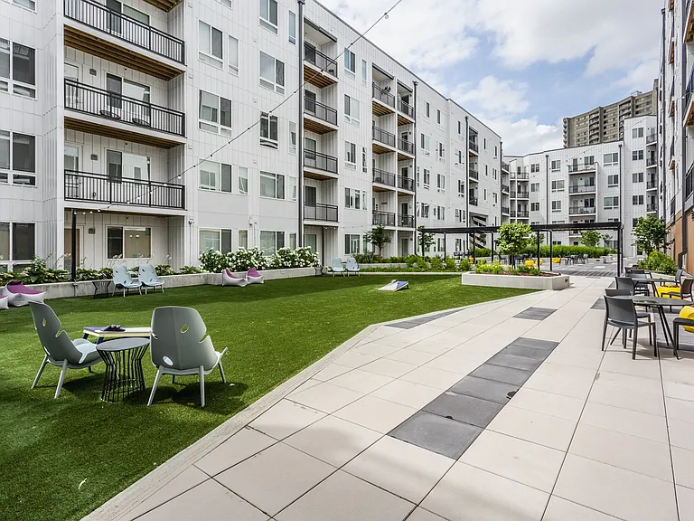Artistry Cincy Courtyard